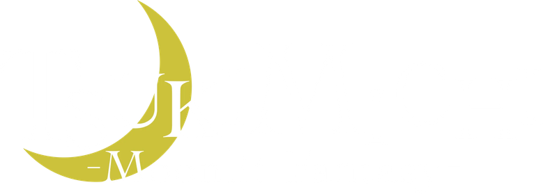 月が導く異世界道中 logo
