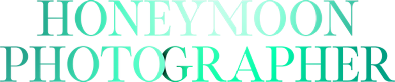 Honeymoon Photographer logo